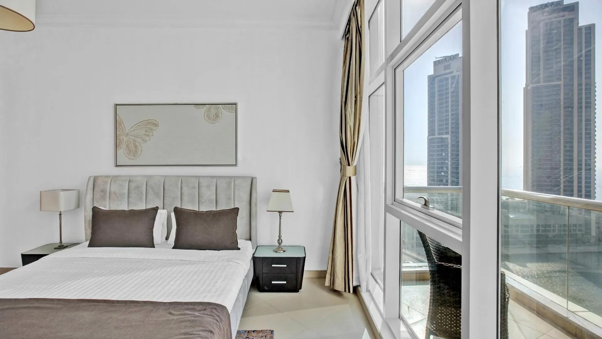 Vayk - Modern 4 Bd With Sea View In Dubai Marina Apartment