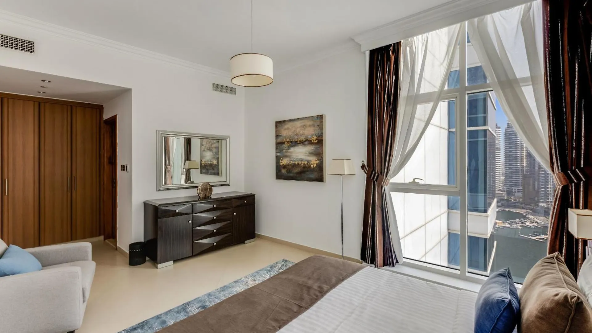 Vayk - Modern 4 Bd With Sea View In Dubai Marina Apartment